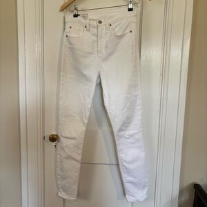 GAP True Skinny High Rise White Jeans